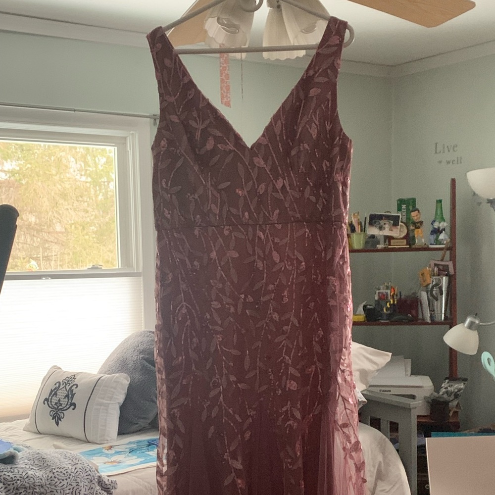 Formal sleeveless dress